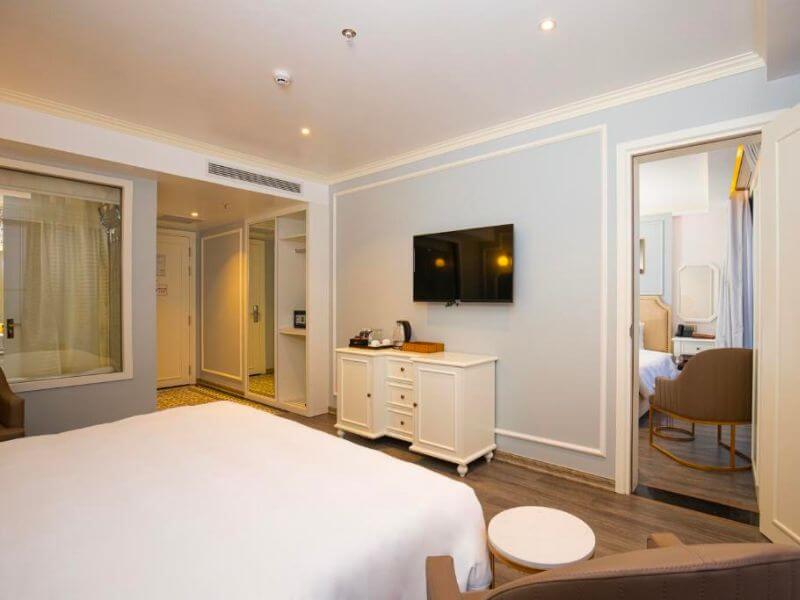 media\roomtypes\aec976ce-4f98-446f-915d-08dbf4707fa7\gallery\la-vague-hotel-nha-trang-27.041223093702589.jpg